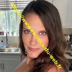 AnnabellePeaches15.jpg